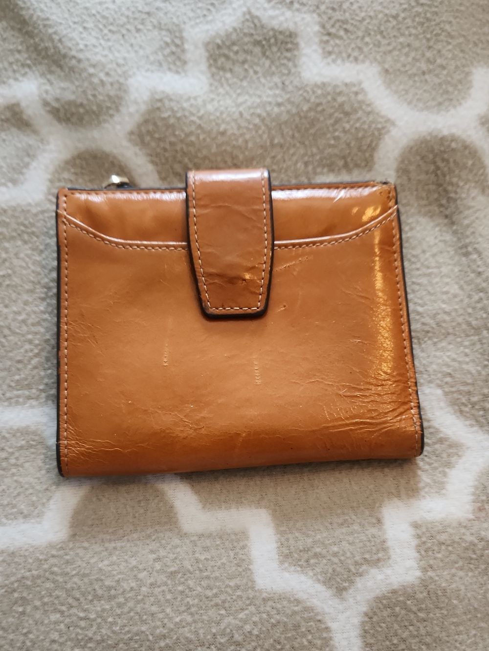 Classic Women's Leather Wallet - Tan